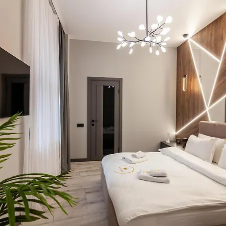 לבוב Royal Vip Jacuzzi Apart מראה חיצוני תמונה