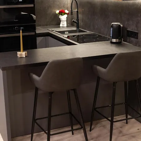 לבוב Royal Vip Jacuzzi Apart מראה חיצוני תמונה