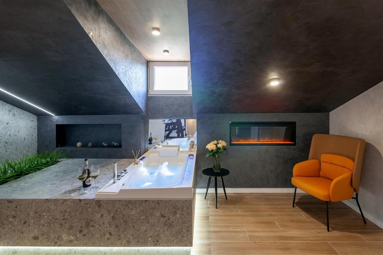 Apartment Royal Vip Jacuzzi *