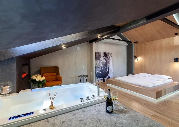 Royal Vip Jacuzzi Apart