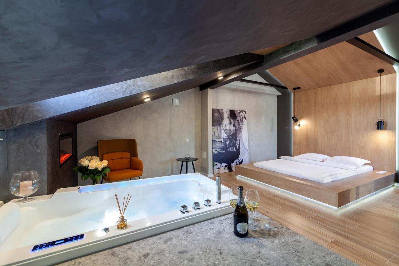 Royal Vip Jacuzzi 公寓